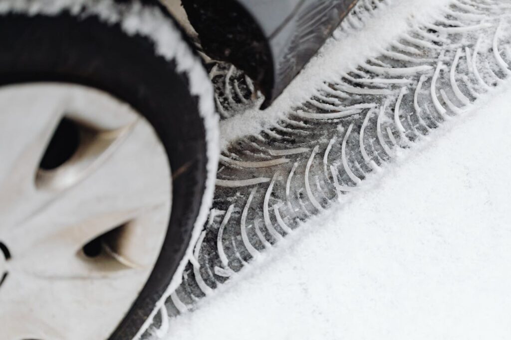 ruedas de coche en invierno